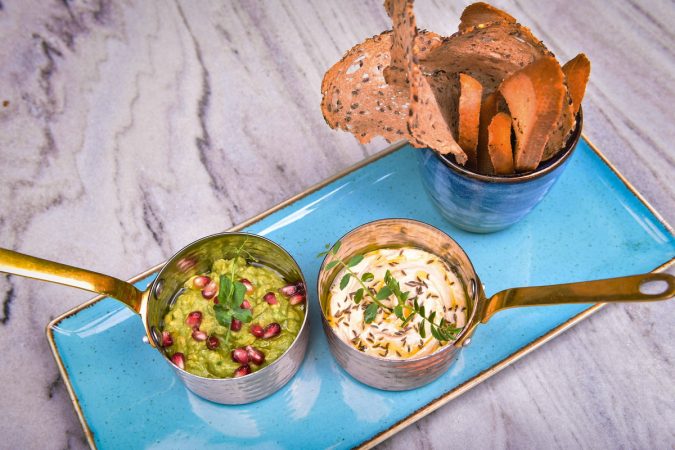 Hummus & Guacamole